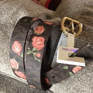 Micheal kors belt
